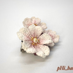 レース編みブローチ　桜/crochet cherry blossoms brooch 4枚目の画像