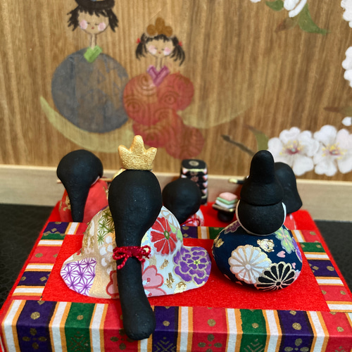 ミニチュア雛人形三段飾り 粘土細工 桐箱入り ひな人形・雛飾り 楓