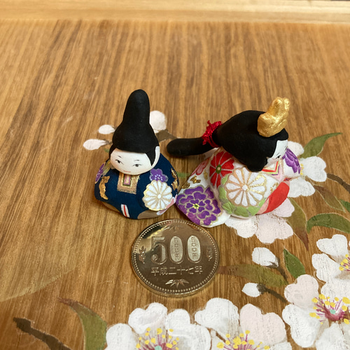 つまみ細工　雛人形三段飾り　(1) Amazon | ひな人形 雛人形コンパクト ガラス細工雛人形「桜舞い