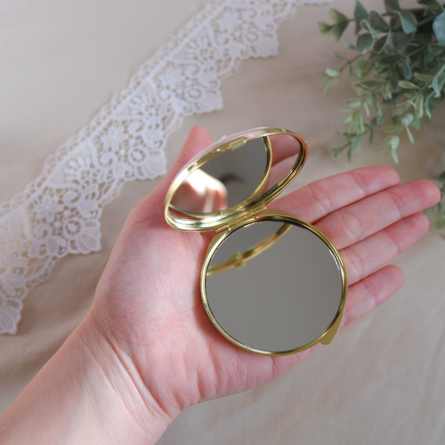 ▶︎限定発売◀︎桜刺繍のコンパクトミラー 手鏡 Szal 通販 15333043