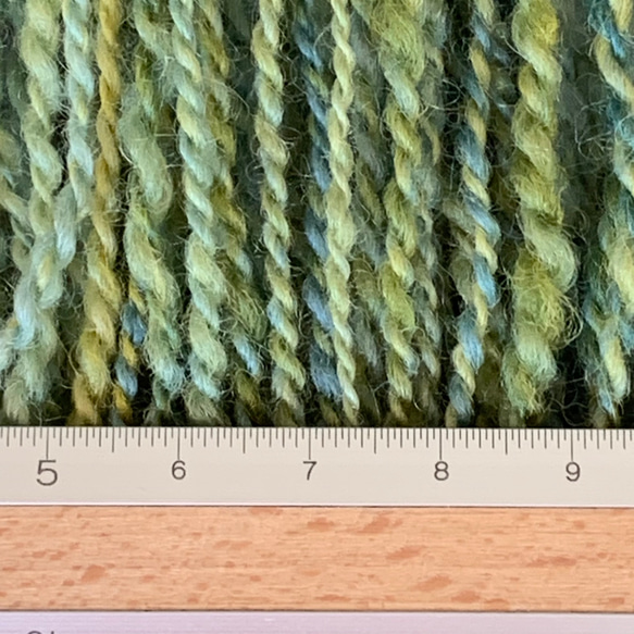 手洗い手染め手紡ぎ毛糸　【ブルーフェイス】（2023010601) 5枚目の画像