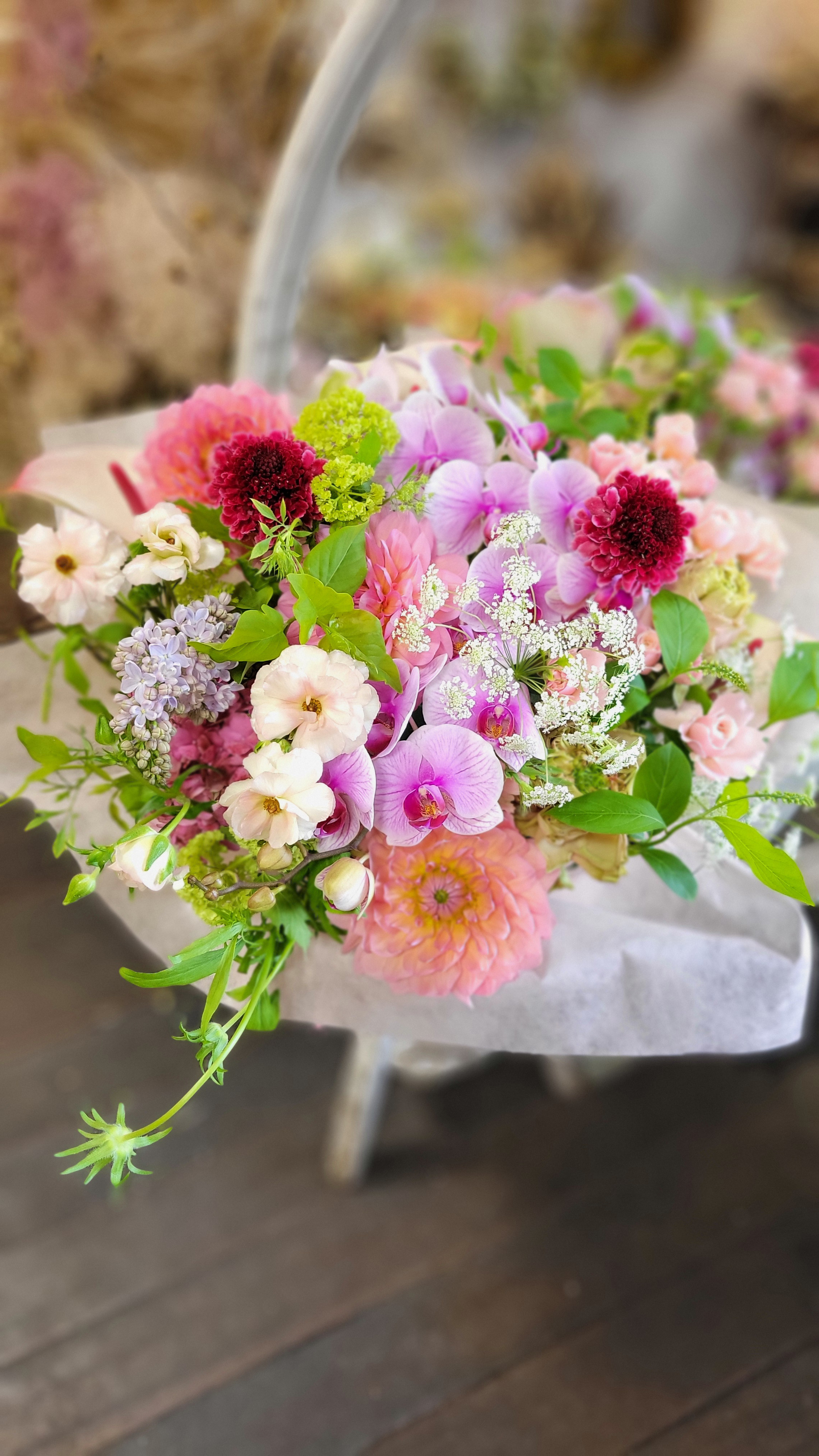 【生花アレンジメントフラワーギフト】各種お祝い。誕生日。結婚祝い。開店祝い。開業祝い。退職祝い。入学祝い。卒業祝い