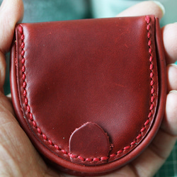 コンパクト　新番完全手縫い牛革 （馬蹄型）半円型 コインケース　ラズベリー 3枚目の画像