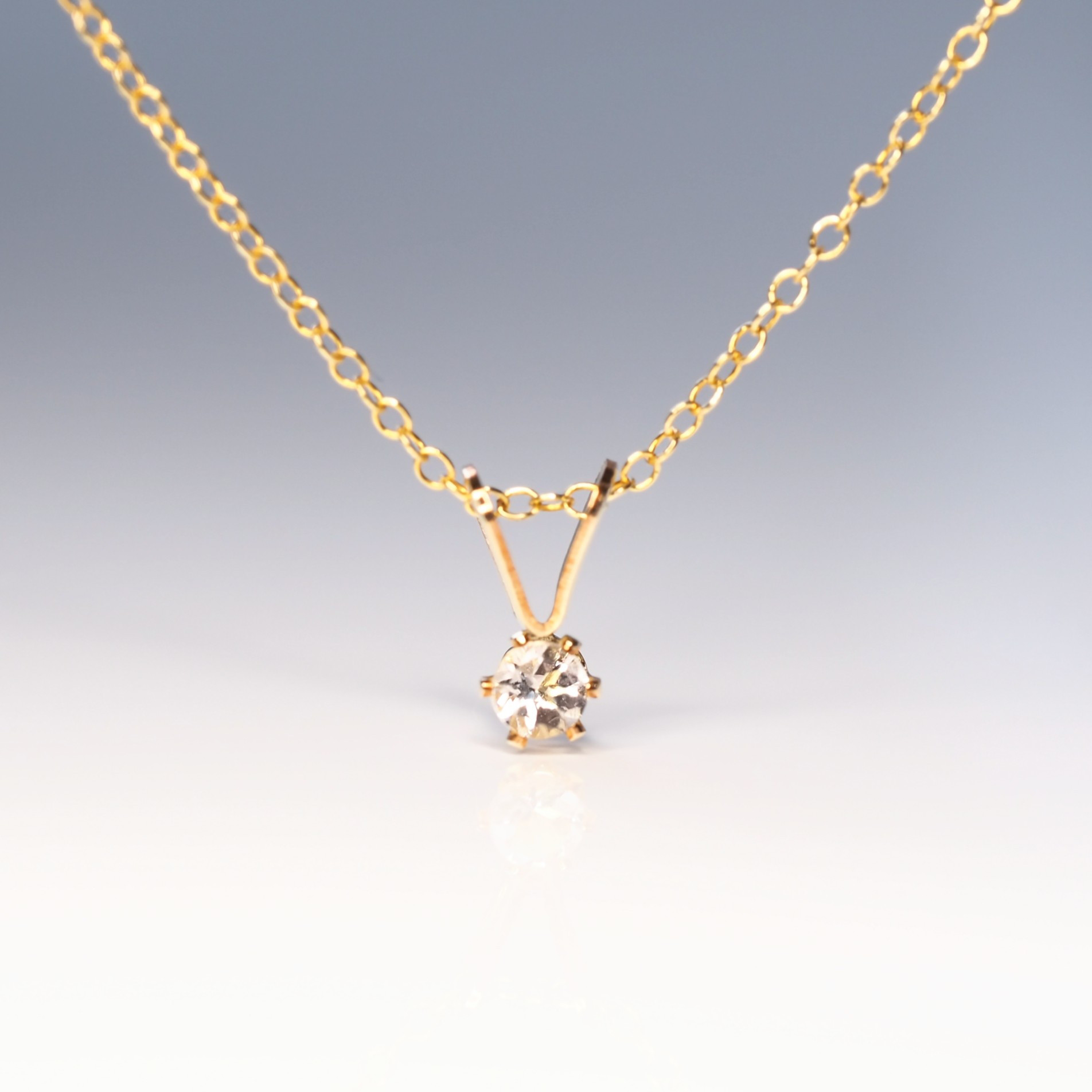 《宝石質モルガナイトー桜晶ーネックレス》