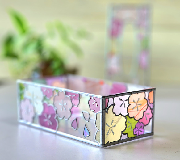 訂購“初櫻”玻璃藝術紙巾盒 第3張的照片