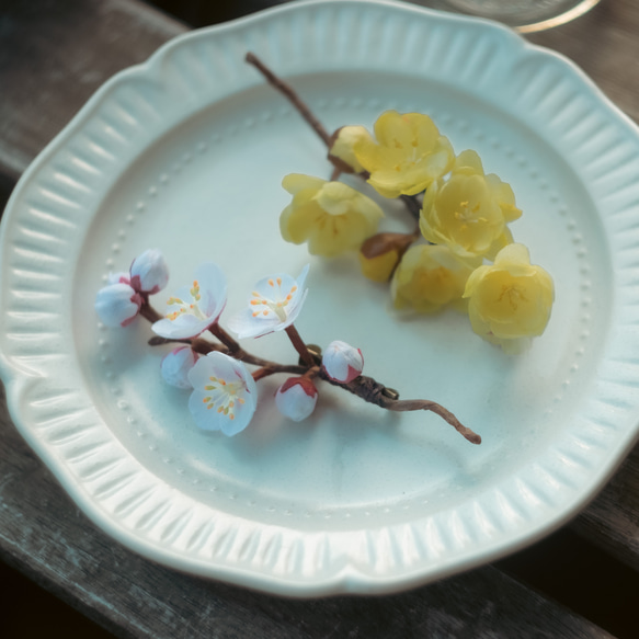 白梅 の 布花 ブローチ 11枚目の画像