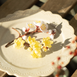 白梅 の 布花 ブローチ 13枚目の画像