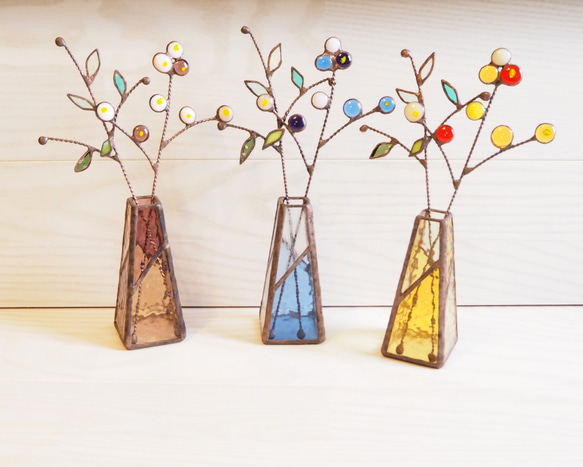 ステンドグラスの春色一輪挿し（お花付き） 11枚目の画像