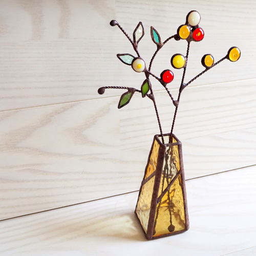 ステンドグラスの春色一輪挿し（お花付き） 一輪挿し・花瓶