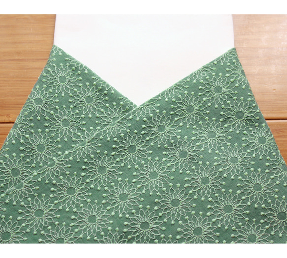 ◇レース半襟・半衿【幾何学模様 花】錆浅葱 1枚目の画像