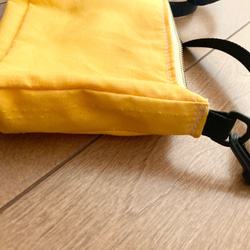 綿生地の黄色のスマホバッグ横型(裏地内ポケット付き) 16枚目の画像