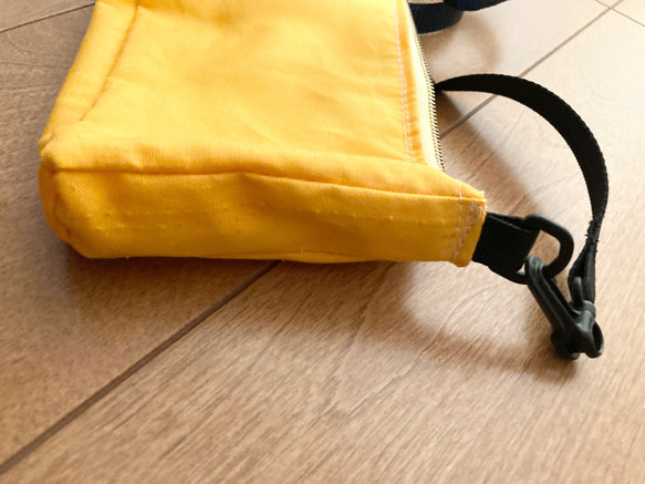 綿生地の黄色のスマホバッグ横型(裏地内ポケット付き) 16枚目の画像