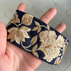 [ 064 ] インド刺繍 リボン 紺 ブルー 花柄 幅:6cm 4枚目の画像