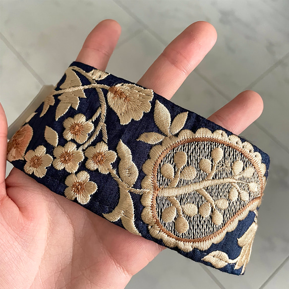 [ 064 ] インド刺繍 リボン 紺 ブルー 花柄 幅:6cm 5枚目の画像