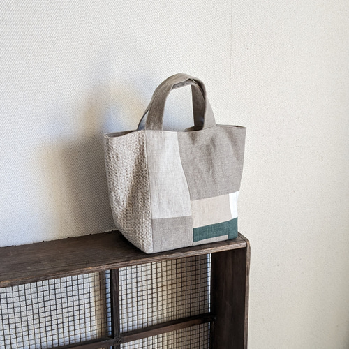 リネンのトートバッグ S△パッチワーク グリーン トートバッグ nuno:co