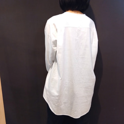 【冬の早割送料無料!】再販！× 4  オーガニックコットンのシャツトップ  甘撚り起毛ビエラ  オフホワイト 6枚目の画像