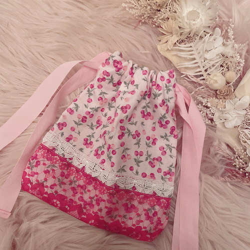 ハンドメイド♡さくらんぼ巾着 70s ハンドメイド さくらんぼワッペン 巾着 昭和レトロ