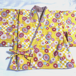 現品限り！ベビー＆キッズ袴上下セットＭサイズ 黄色 市松 菊の花 6枚目の画像