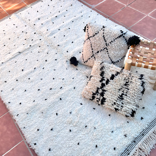 モロッコ ラグ ベニワレン ドット ブラック カーペット 絨毯