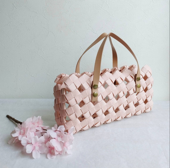 【9色より選べる】 大人かごバッグ Ｍ 桜 pink 本革ハンドル ギフト 着物 浴衣 卒業式 袴にも素敵 2枚目の画像