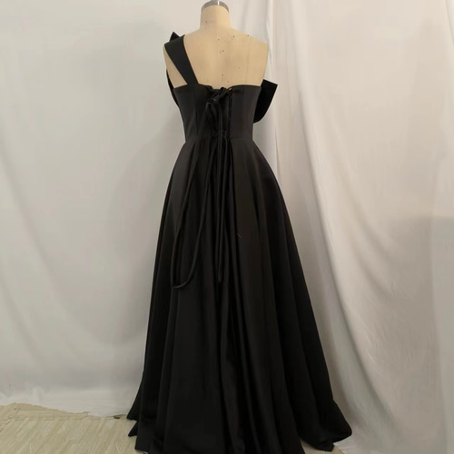 ワンショルダーフロントリボンウエディングドレス ドレス ウララ--1000  