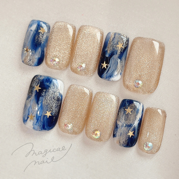 夜空の星ネイル ゴールドマグネット ネイルチップ ニュアンス ネイビー