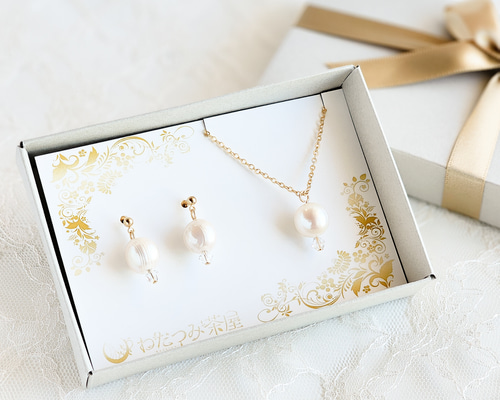 淡水パールのネックレス＆耳飾り（ピアス・イヤリング）セット