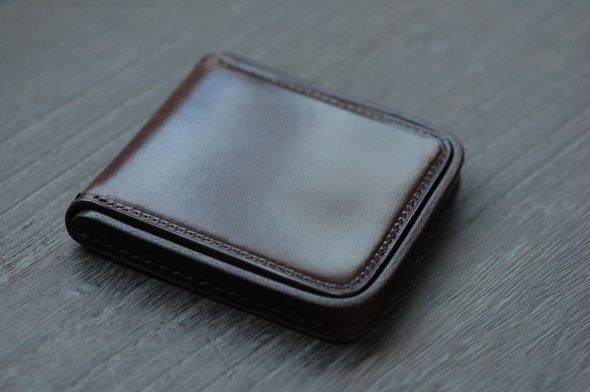 イチハラカバン　馬蹄式二つ折り財布　黒