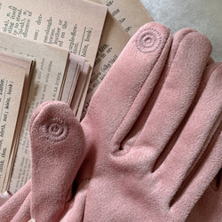 新作♡ スマホ対応　リボン　ハート　パールビジュー　エコファー　ピンク　手袋　バレンタイン 7枚目の画像