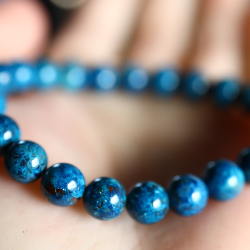 ☆超希少石☆…☆ブルークリソコラ（シャッタカイトブルー）8ミリ