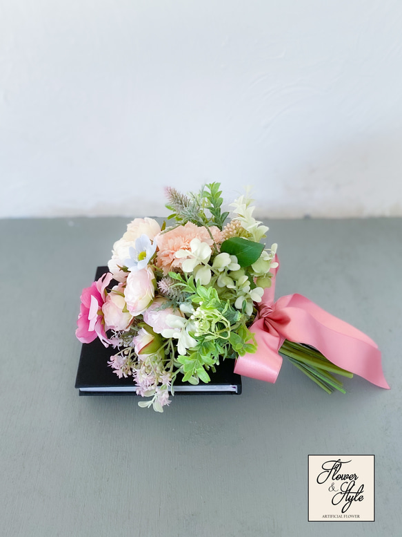カーネーションとバラのインテリアブーケ　アーティフィシャルフラワー　造花　花束　ブーケ　ピンク　プレゼント　ギフト　 4枚目の画像