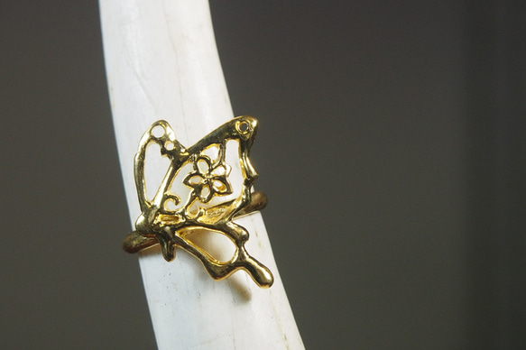 silver925 K18GP ジャスミンの蝶のリング（gold） 3枚目の画像