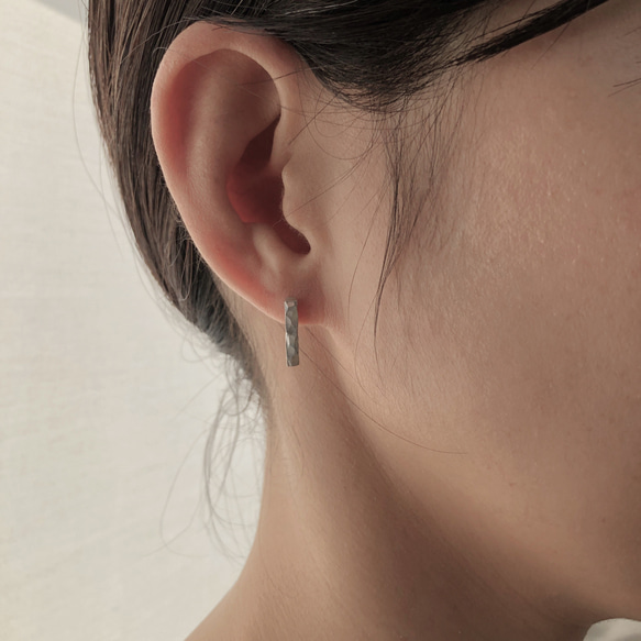 silver pierce koeda mini /シルバー/ピアス/槌目/ハンドメイド/シンプル 2枚目の画像