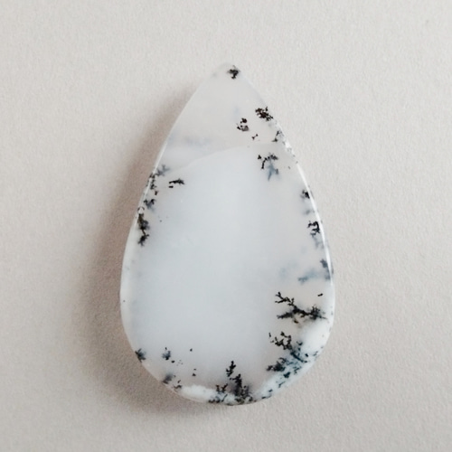 デンドライト・オパール 38X24mm ルース 天然石 SPES STONE 通販