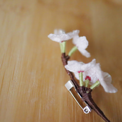 桜のブローチ（小） 7枚目の画像