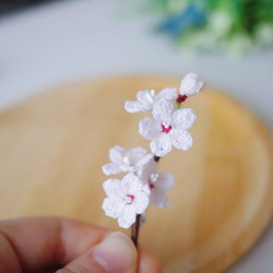 桜のブローチ（小） 1枚目の画像