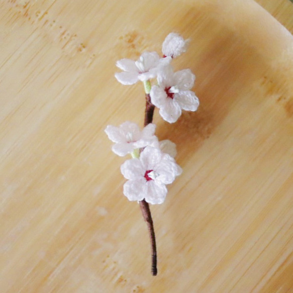 桜のブローチ（小） 2枚目の画像