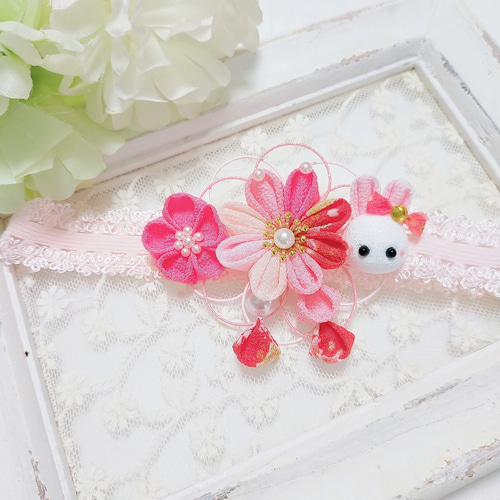 うさぎの飾り＊キラキラ水引＊小花をプラス＊つまみ細工 ベビーヘア