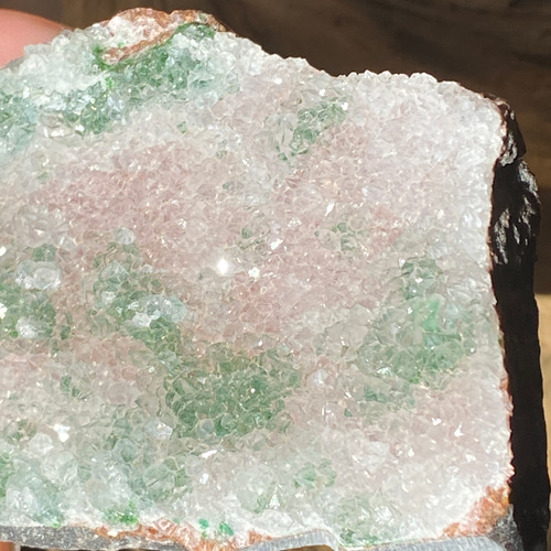 レア♢スペシャル鉱物標本♢ドゥルージークォーツ on コルウェザイト