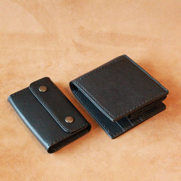 【オーダー品】黒ヌメ革のハーフウォレットとカード入れセット　二つ折り財布　カードケース 4枚目の画像