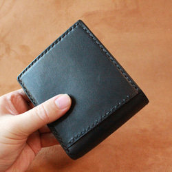 【オーダー品】黒ヌメ革のハーフウォレットとカード入れセット　二つ折り財布　カードケース 12枚目の画像