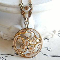 アンティーク すずらんWhite（28㎜）クラシカルFloralネックレス