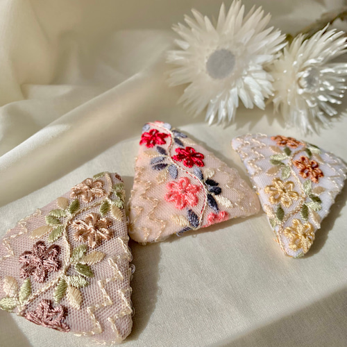 再販【送料無料】ニュアンスカラー 三角パッチンピン ヘアピン インド