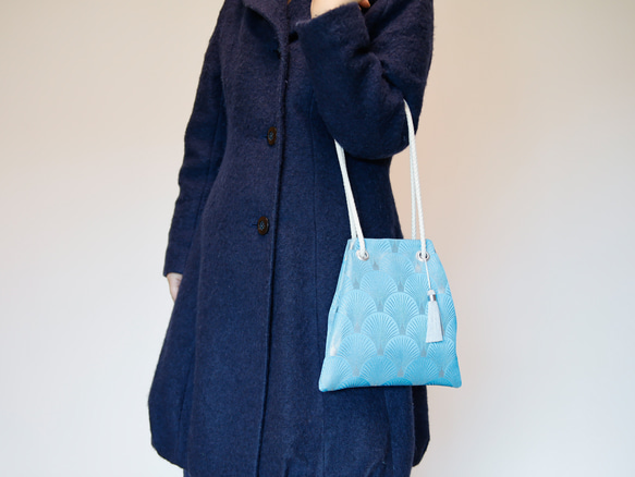 FUJIYAMA 手拿包 裝飾藝術藍色 2WAY 簡約手拿包，可肩背或斜挎 第5張的照片