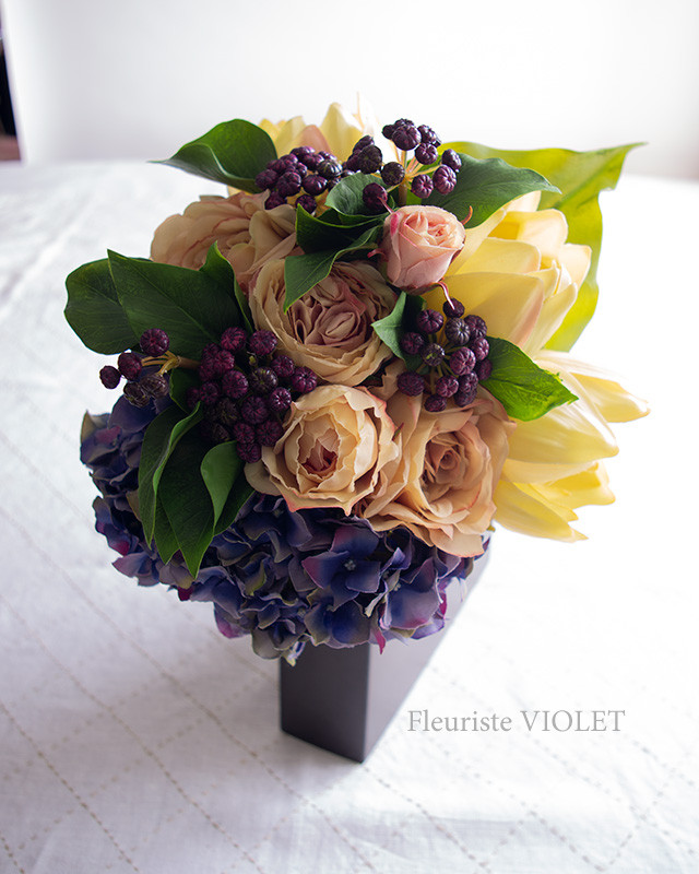 紫陽花ハンドメイド2024  アレンジメント  紫あじさいとロータスのナチュラルなアートフラワーブーケ　インテリア