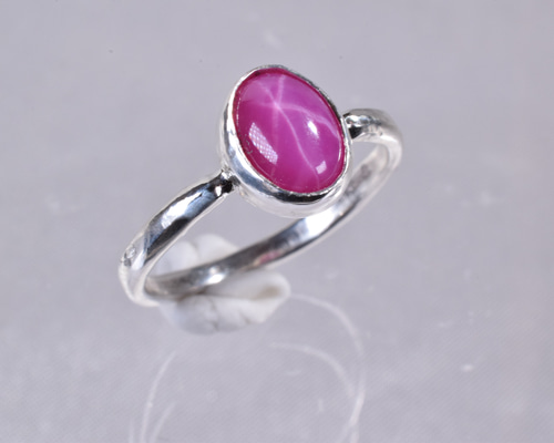 リンデンスタールビー 合成スタールビー ルース 約4.8ct 参考品 リンデンスター - メルカリ
