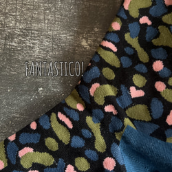 カラフルレオパード柄靴下❤️スケーターソックス ポップアート グラフィック ギフトお祝いプレゼント カモフラージュ迷彩柄 5枚目の画像