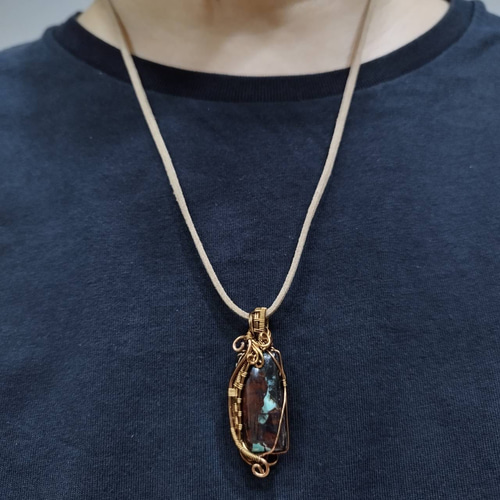 ブルーオパライズドペトリファイドウッド（珪化木） ネックレス