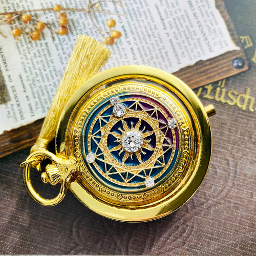 九頭龍師　鏡付き小物ジュエル入れ(オルゴール付き) 睚眦 ヤーズ ガラス細工 置物 風水 龍 竜 色彩 縁起物 玄関 水盃