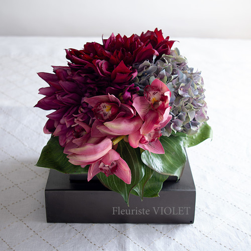 紫陽花ハンドメイド2024ブーケ アレンジメント ダリアとオータム